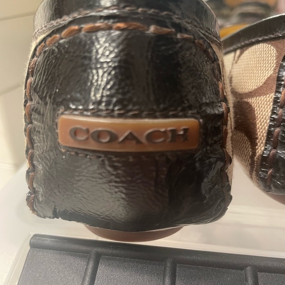 Coach Tipper Traditional Monogram flats 9B.  NO WEAR.  Clean & LIKE NEW. - Picture 3 of 4